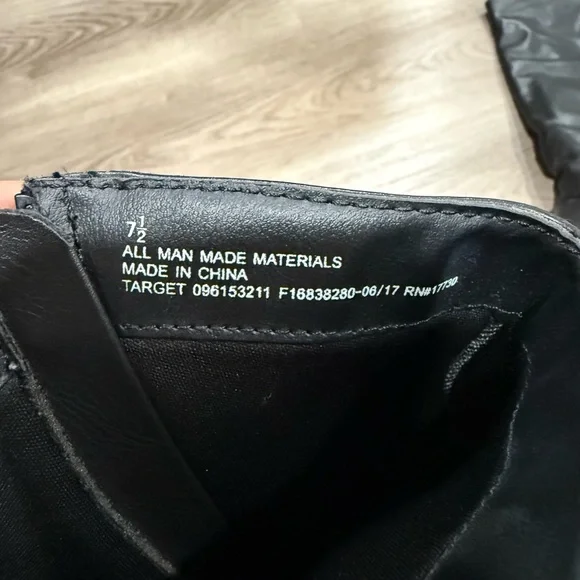 Target women’s Black leather Boots - Picture 5 of 5